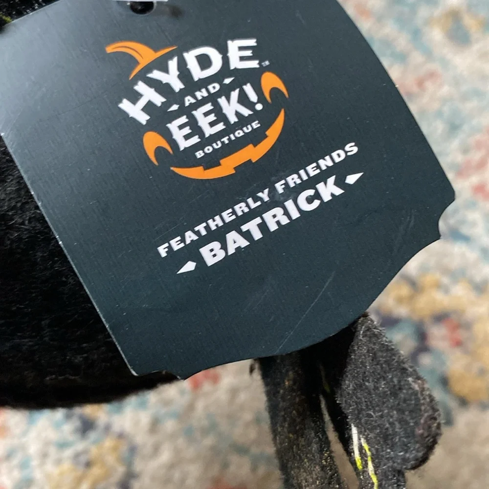 Target Hyde & Eek Felt Halloween Bird feathery friends NEW Batrick Bat